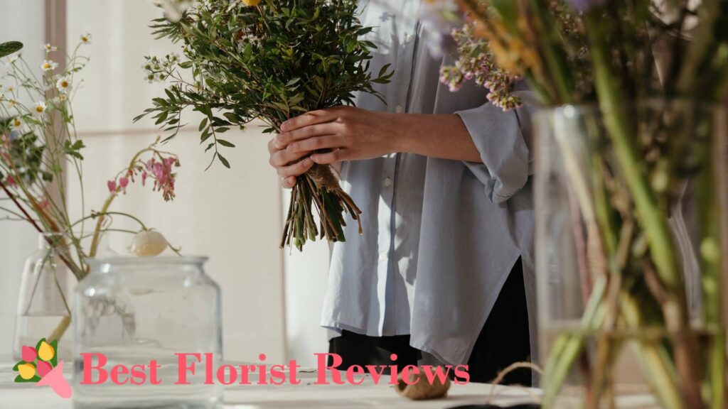 Use a clean and clear glass vase