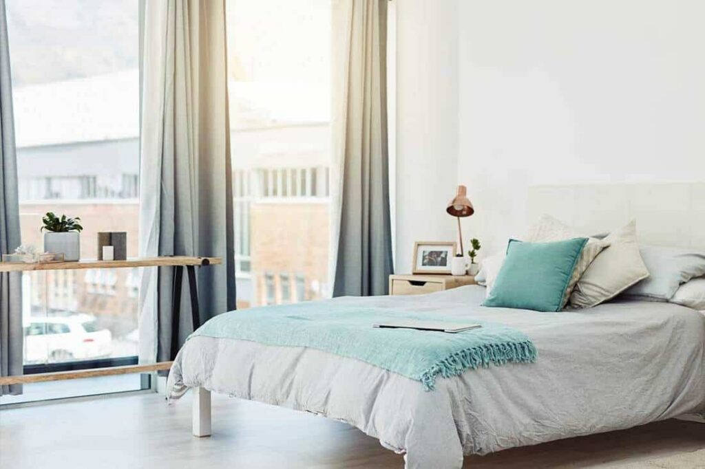 Enhancing the Aesthetics of West-Facing Windows